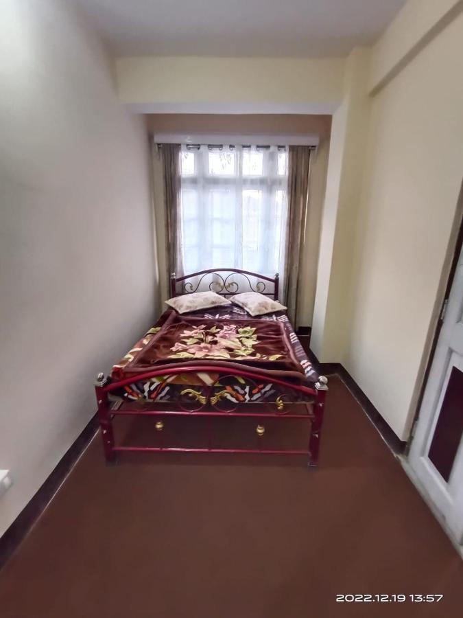 Dukeraj Homestay Дарджилінг Екстер'єр фото